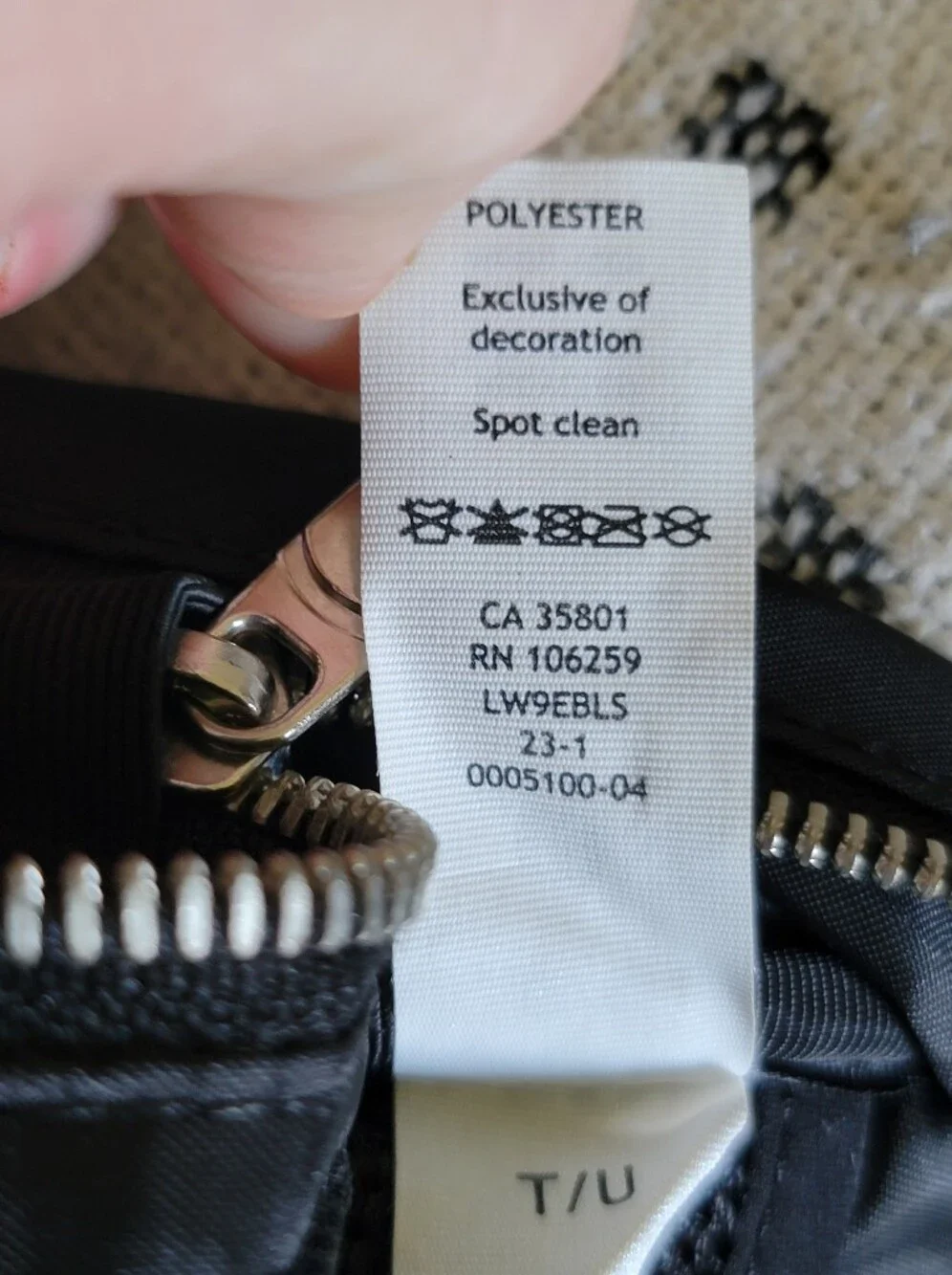 lululemon athletica excellent like
